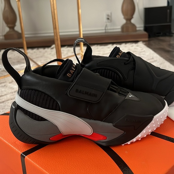 Balmain x Puma Court 'Black High Risk Red' 195683-01 - Picture 2 of 8